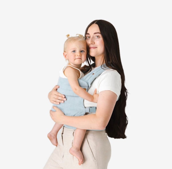 The Monarch Baby Carrier - Dream Wash Denim (PREORDER - Estimated deli – Mabē