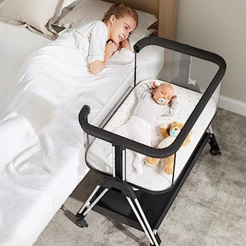 Fodoss Baby Bassinet Bedside Sleeper with Wheels and Storage Tray,4-Sided Mesh Bedside Bassinet for Infant/Newborn,7 Height Adjustable Easy Folding Bedside Crib