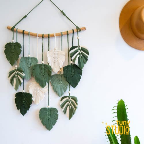 Monstera Leaf Wall Hanging Macrame, Green Leaves Macrame Wall Art, Macrame Wall Art, Wall Tapestries, Macrame Leaf, Mother's Day Gift- T3027