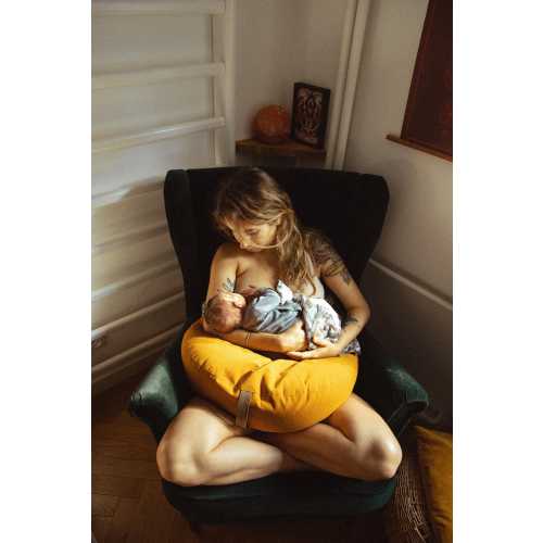 Supportive and comfortable buckwheat nursing pillow - No. 1 according to the midwife's opinion - Ergonomic shape for better comfort