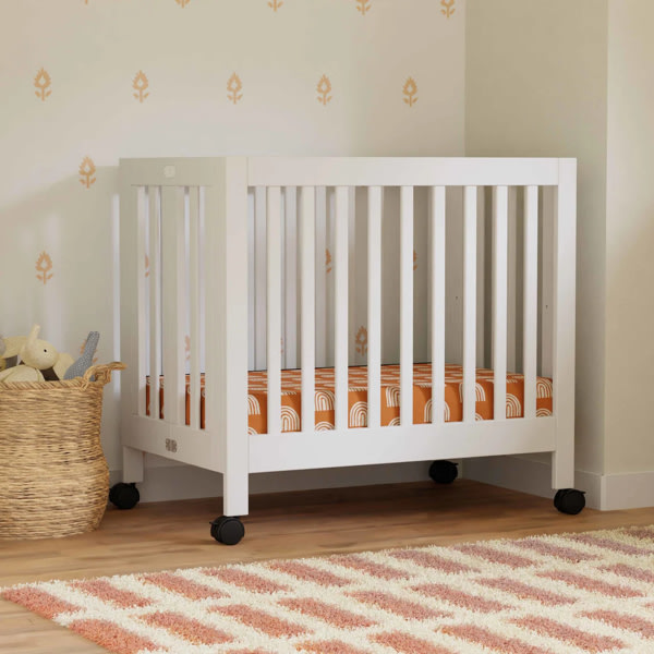 Origami Portable Mini Crib With Wheels | Babyletto