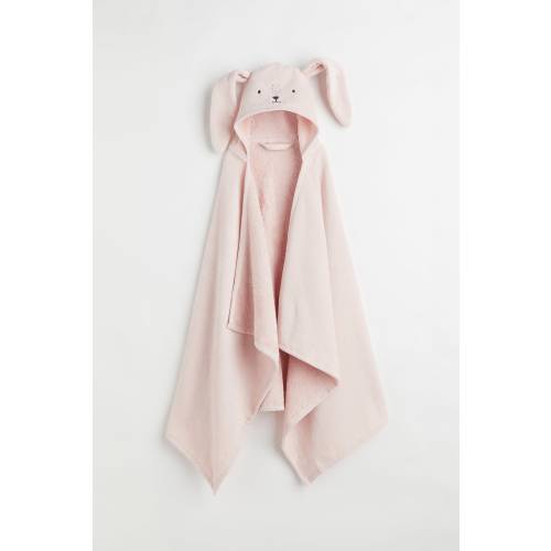 HOODED BATH TOWEL
