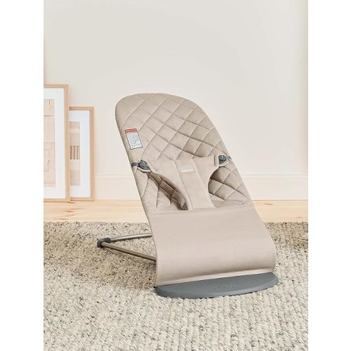 BabyBjörn Bouncer Bliss, Sand Gray, Woven, Classic Quilt | 2-in-1 Adjustable Baby Bouncer Seat and Toddler Chair, Newborn to Toddler (8-29 lbs), 4 Positions, Lightweight & Portable