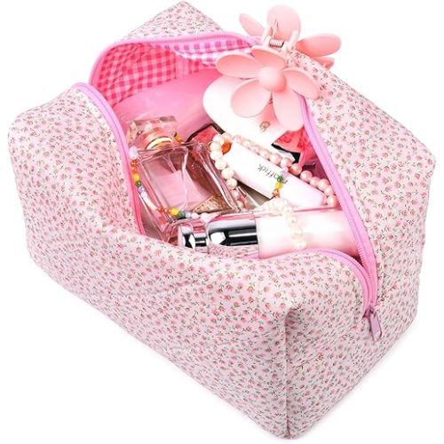 Quilted Makeup Bag Floral Cosmetic Bag Puffy Coquette Makeup pouch Aesthetic Cute Pink Large Travel Toiletry Bag Organizer cotton Makeup Brushes Storage Bag for Women