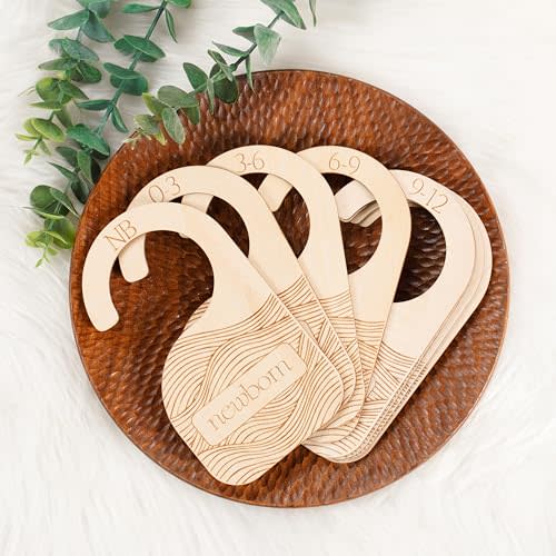 Whitluck's Wooden Baby Closet Dividers - 8-Pack Double-Sided Hangers for Organizing Baby Clothes from Newborn to 24 Months (Infant to Toddler) - Cute and Functional Nursery Decor for Boys and Girls