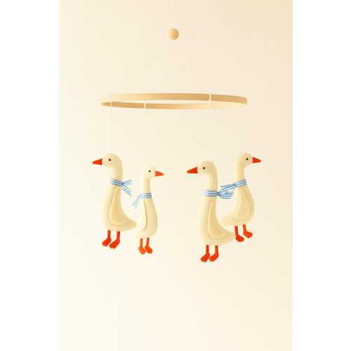 Handmade Cheerful Woodland Mobile Crib Swans Duck Goose Baby Room Accessory Mobile Nursery Felt Sky Baby Mobile Hanging Star Neutral Mobile