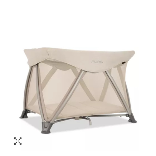 SENA™ aire Play Yard & Travel Crib + SENA™ series changer