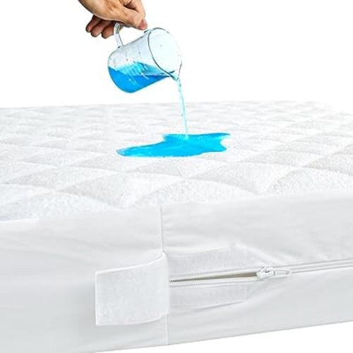 Waterproof Quilted Crib Mattress Encasement, Zippered Crib Mattress Protector, Breathable and Absorbent, Viscose Made from Bamboo, 6 Sides Fully Encased Cover