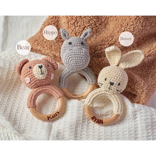 Crochet Toy Rattle for Babies, Personalized Baby Shower Gift, Wooden Rattle Ring for Newborn Gift, Newborn Gift, Gift for Nephew Niece