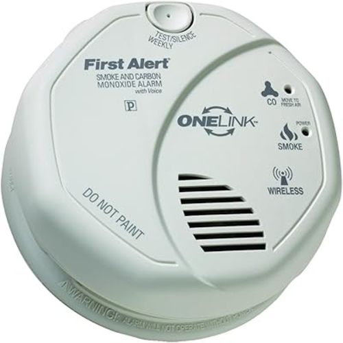 First Alert SCO501CN-3ST Wireless Interconnected Combination Smoke and Carbon Monoxide Alarm with Voice Location, Battery Operated (pack of 1)