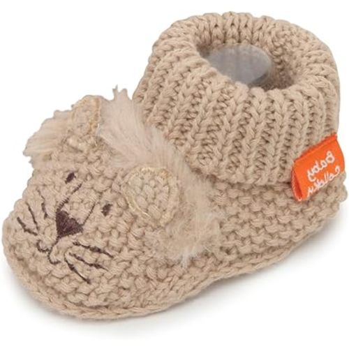 Baby Shoes for Girls and Boys - Mary Jane Shoes Easy to Put On, Non-Slip, Adjustable Fit - Ideal Sneakers for Boys & Girls - The Perfect Thoughtful Gift for Infants