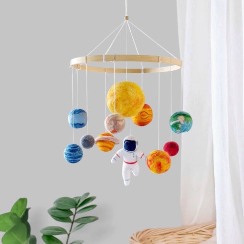 Solar system mobile crib Felt planets mobile nursery Astronaut mobile baby boy Outer space mobile baby Spaceman galaxy mobile hanging decor