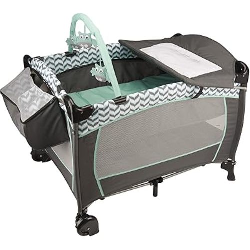 Evenflo Portable BabySuite Deluxe