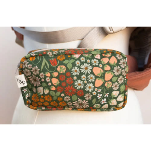 Lark Baby Carrier Pocket – Hands-Free Storage | hope&plum