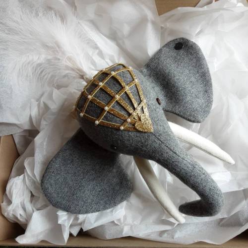 Circus elephant wall plaque
