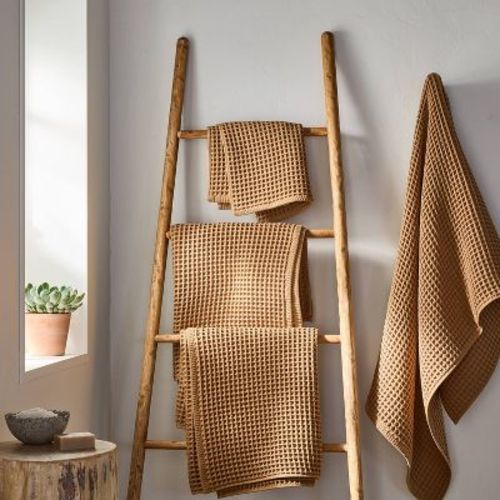 Waffle Bath Towel Warm Brown - Casaluna™: 100% Cotton, Pre Washed, Lightweight Gsm, Oeko-tex Certified
