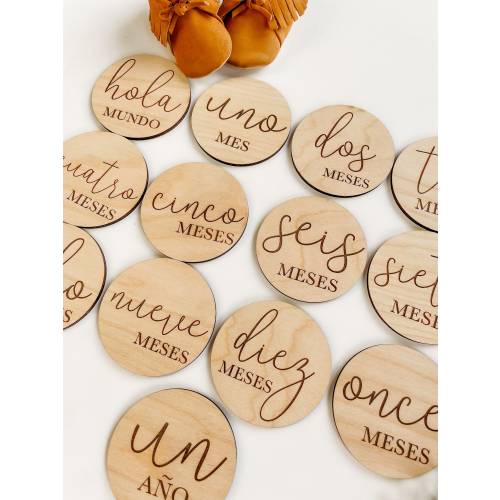 Spanish Wooden Monthly Milestone Disc For Baby Photos | Baby Shower gift | Monthly Milestone Marker in Spanish | Baby Gift | Milestone Cards