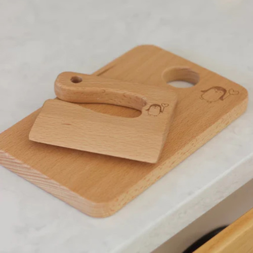 Wooden Knife & Cutting Board Set | Little Treasures