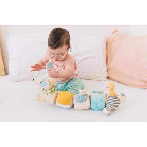 Pull Apart Pup - Wonder & Wise by Asweets | Maisonette