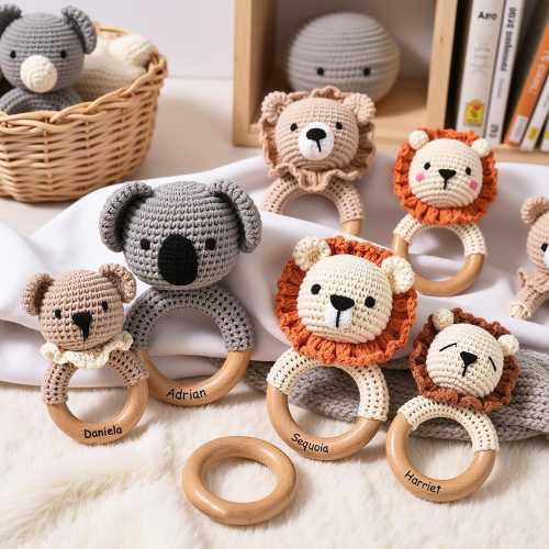 Personalized Crochet Animal Rattle – Custom Baby Gift, Wooden Engraved Toy, Newborn Rattle Toy, Baby Shower Keepsake, Personalized with Name