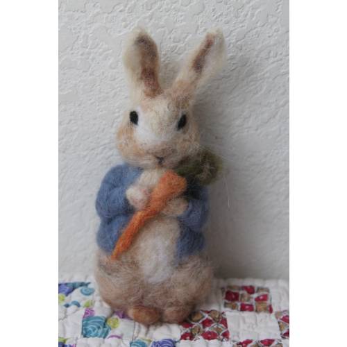 Needle Felted Peter Rabbit, Fiber Sculpted Peter Rabbit, Plush Peter Rabbit, Peter Rabbit Figurine, Stuffed Peter Rabbit, Beatrix Potter