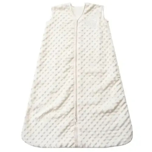 Cream Plushy Dot Velboa Wearable Baby Blanket S | HALO