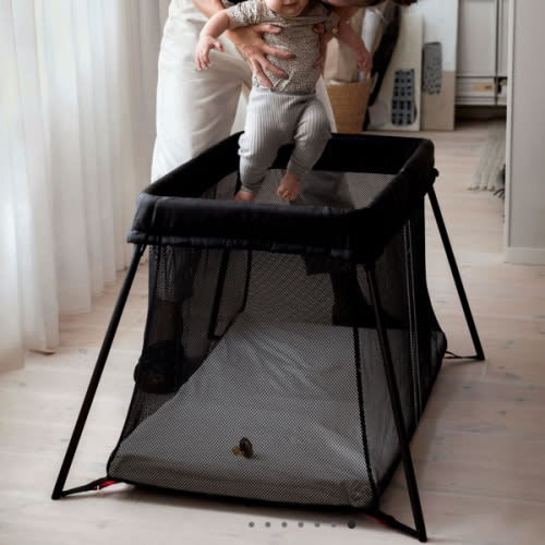 BabyBjörn Travel Crib Light