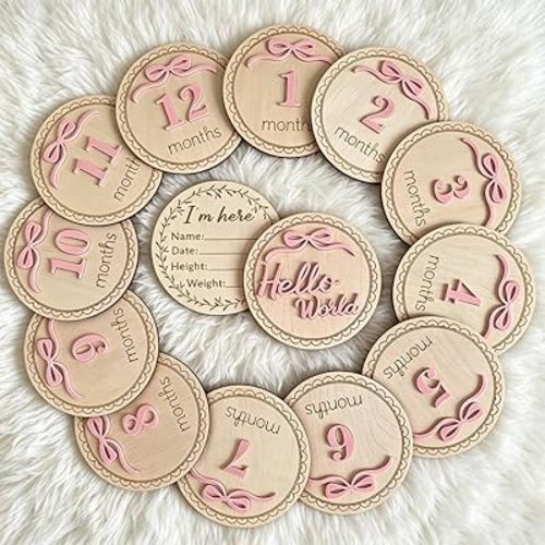 Baby Monthly Milestone Cards Double Sided Bow Hello World Newborn Name Announcement Signs 1-12 Months Girl Daisy Milestone Wooden Circles for Newborn Baby Shower Girl Photo Props 7Pcs