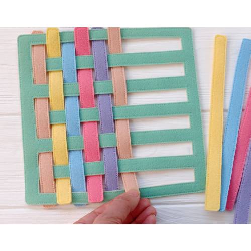 Montessori weaving toy - Felt weaving practice board for children with 10 strips in pastel colors