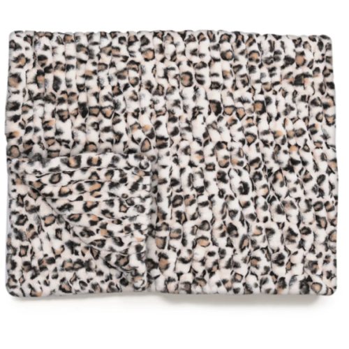 Chillin' Cheetah Blanket | Lola Blankets