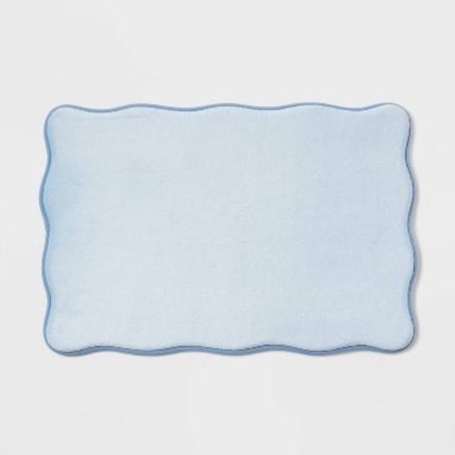 Scalloped Machine Washable Cushion Foam Bath Rug Blue - Room Essentials™