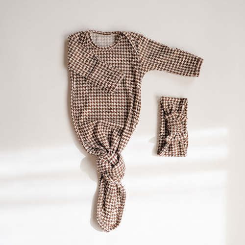 Sleeper and Bow Set in Cinnamon