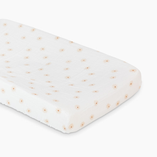 Lulujo Change Pad Cover - Daises