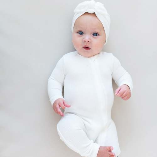 Ribbed Zipper Romper in Cloud | Bamboo Romper | Kyte Baby (3-6months)