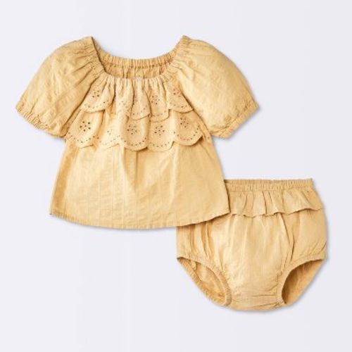 Baby Girls' 2pc Eyelet Seersucker Top and Bloomer Set - Cloud Island™ Yellow 3-6M