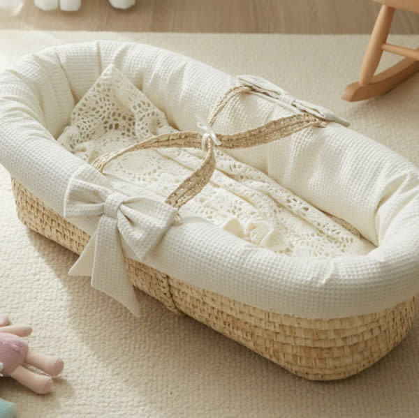 Waffle Pique Baby Moses Basket