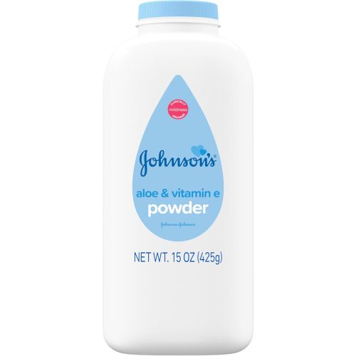 Johnson's Baby Powder, Naturally Derived Cornstarch with Aloe & Vitamin E for Delicate Skin, Hypoallergenic and Free of Parabens, Phthalates, and Dyes for Gentle Baby Skin Care, 15 oz
