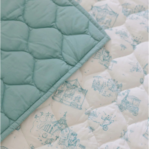 Circus Toile Quilted Playmat