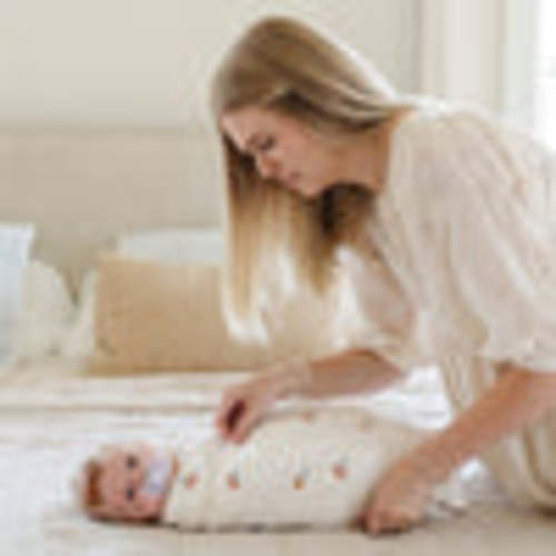 MINKY STRETCH LUXE SWADDLE/BLANKET | Saranoni