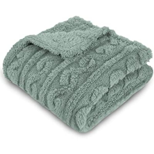 HOMRITAR Baby Blanket for Boys or Girls 3D Fluffy Fuzzy Blanket for Baby, Soft Warm Cozy Flannel Fleece Warm Blanket, Infant or Newborn Receiving Blanket 330GSM (30 x 40 Inch, Green-Celadon)
