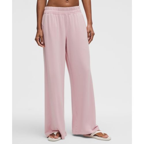 BeCalm Mid-Rise Wide-Leg Pant