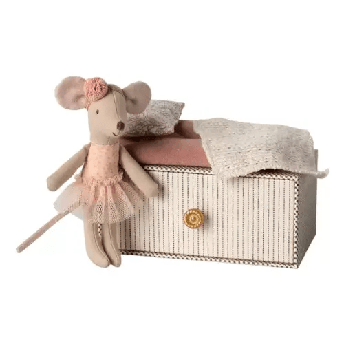 Brands We Love Dance mouse in daybed, Little sister by Janie and Jack