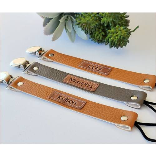 Personalized Leather pacifier clip| Pacifier clip | Leather pacifier clip | Binky Clip | Baby shower gift |Sooner clip| Paci Clip| Baby Gift
