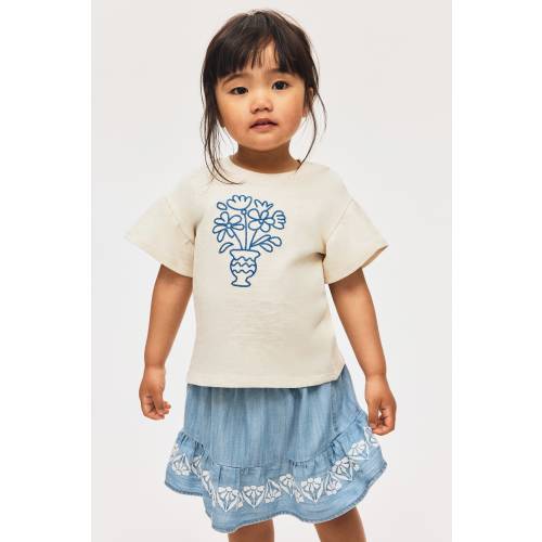 TOP WITH PRINTED MOTIF