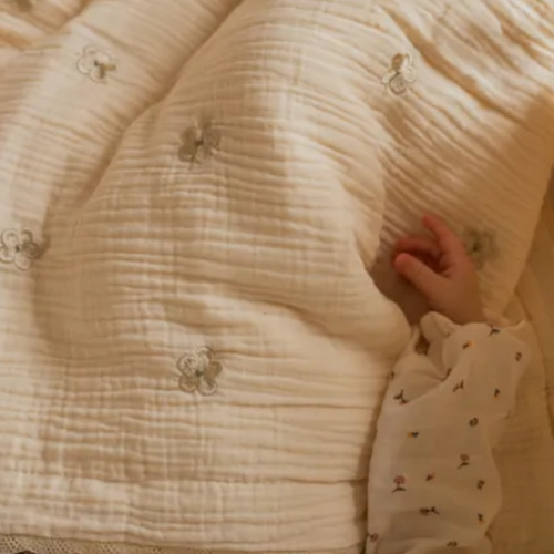 Embroidered Flower Cotton Muslin Quilted Blanket