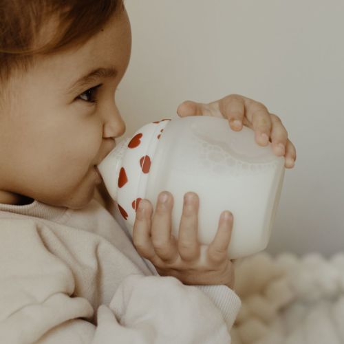 Anti-colic baby bottle 240ml - Hearts – Élhée