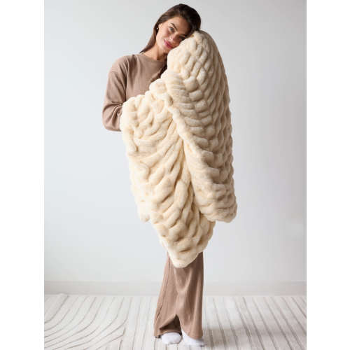 Dreamer Blanket | Super Soft, Cozy Oversized Blanket | Comfrt