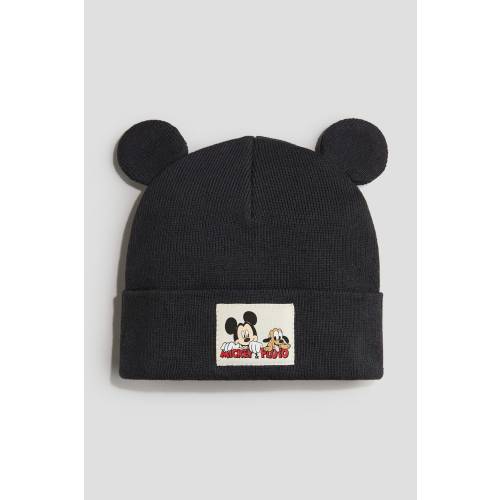 Appliquéd Beanie