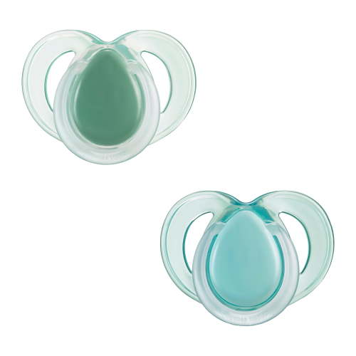 Tommee Tippee Night Time Glow in the Dark Pacifiers | 18-36m, 2 Count | Symmetrical Design, BPA-Free Silicone