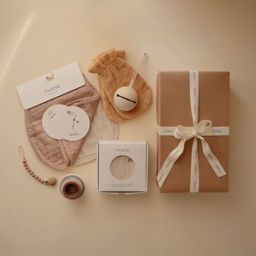 Mushie Newborn Gift Set (Jumbo)